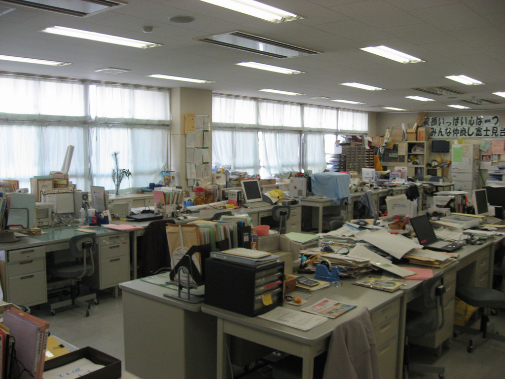 富士見台小学校の職員室の取り組み